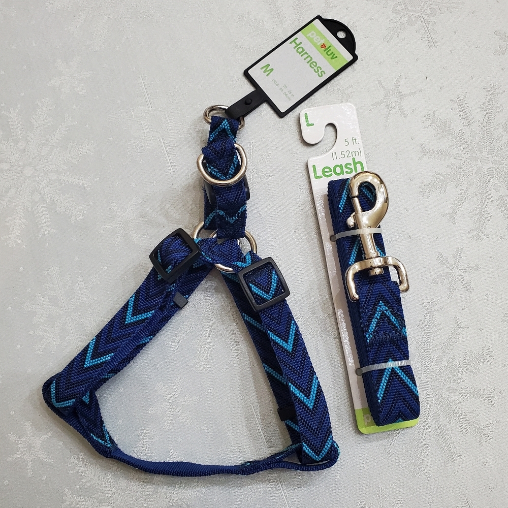 NWT New Petluv Blue Chevron Medium Dog Adjustable Harness & Large Leash Set